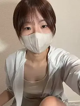 -x_MIU_x live now