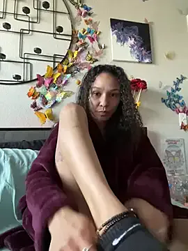 _Neeka_ live now