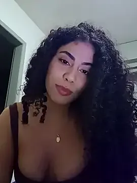A_maddy live now