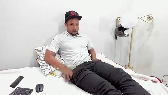 AlejoKhalifa_ Image 18