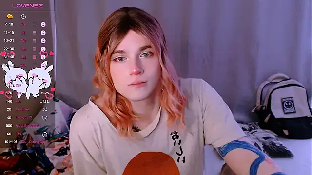 Alice_Hells live now