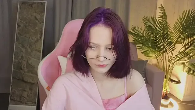 AliceJohansone Image 5
