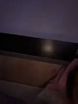 alicexbzz live now