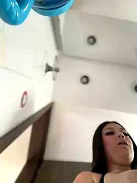 Alyshanon18 Image 5