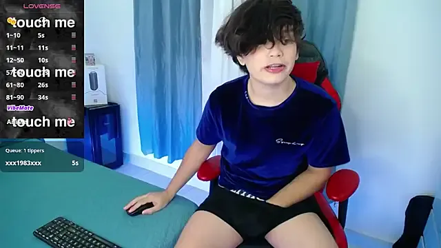andyboy- live now