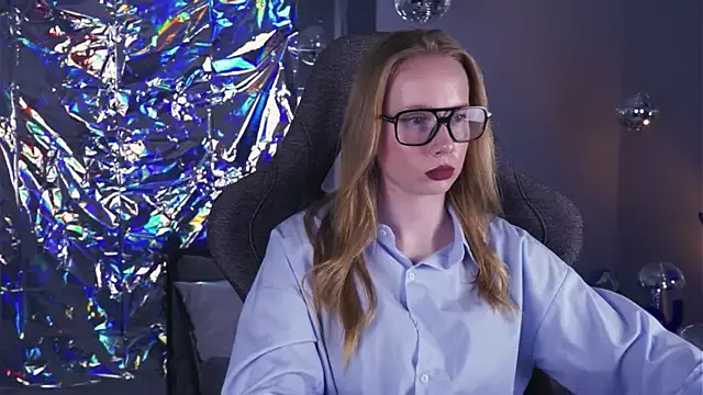 BellaRosewood live now