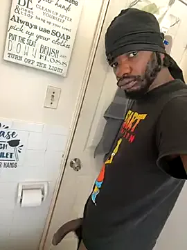 BigBDMari Image 10