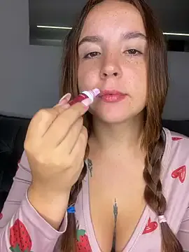 BrunaMendees live now