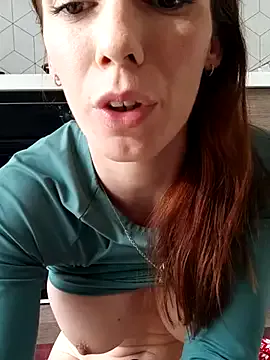 clara-francaise live now