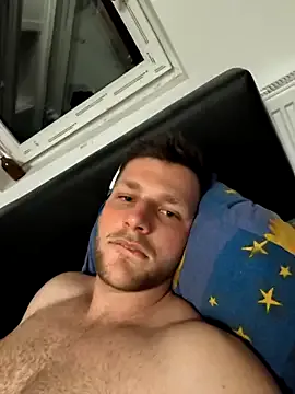 Cosmin224451 live now
