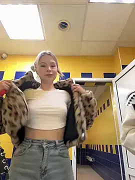 Cum_girlss Image 10
