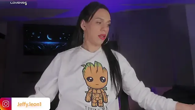 danna_v Image 3