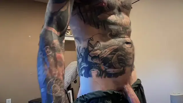 EroticCoseUps live now