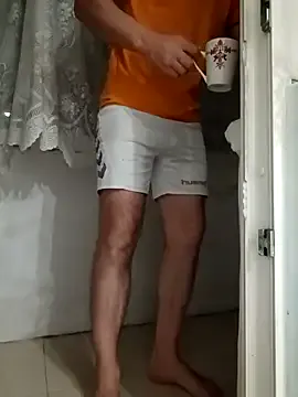 Fabrizzio18_ live now