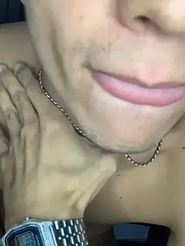 gabrielzinnnn085 live now