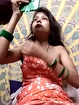 Gud_girl_Nilu Image 17