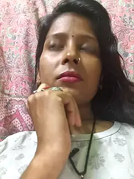 Gud_girl_Nilu Image 5