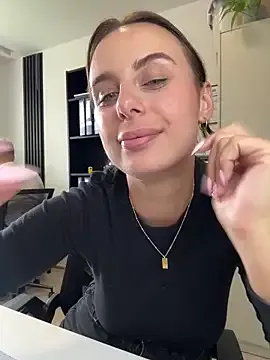 Hii_Lolla Image 3