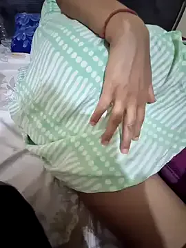 hot_spicey live now