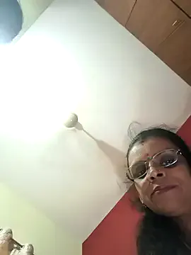 Kannadasexywifes live now