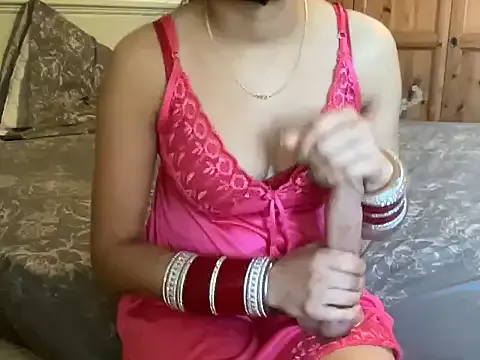 Komal_panjabi_girl live now