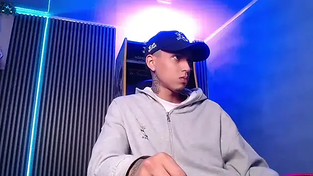 Liam_lee live now