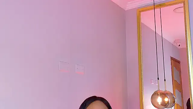Lola_King live now
