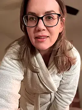 MaiseKnox Image 4