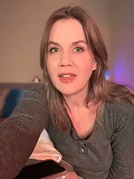 MaiseKnox Image 6