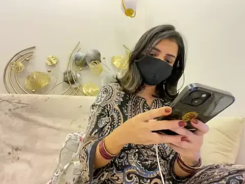 MaYaa__11 Image 13