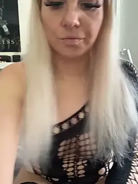 MIA-XXX Image 17