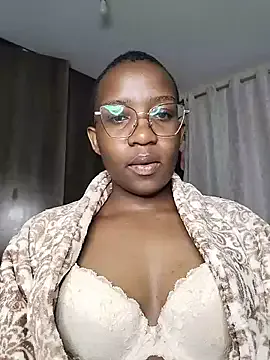 Miss-Temptasion live now