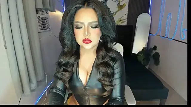 MissAndersonHoly Image 3