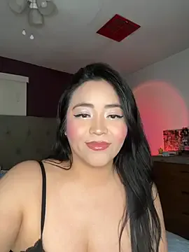MyHoneyFrida live now