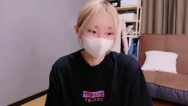 Nana__ch live now