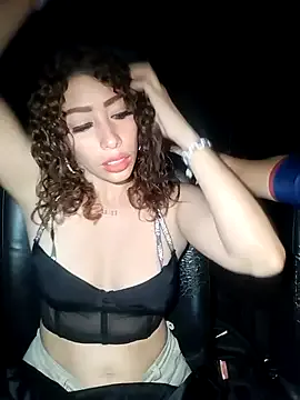 roxyrougee Image 3