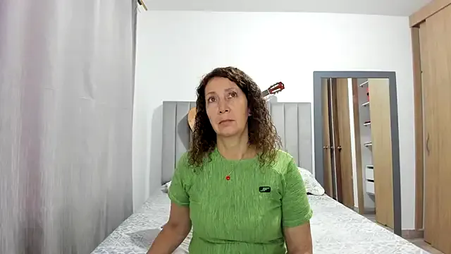 sarita_mature Image 12