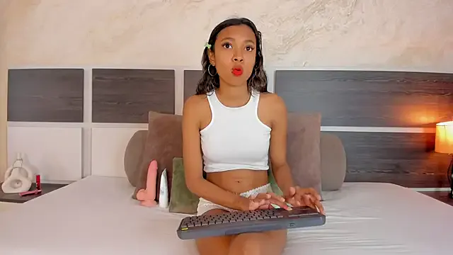 Susanna_Cute Image 3