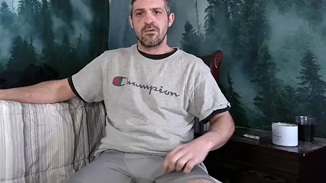 Troyt87 live now