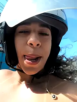 vivianeleoa Image 8