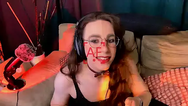 Zesty_Peach live now